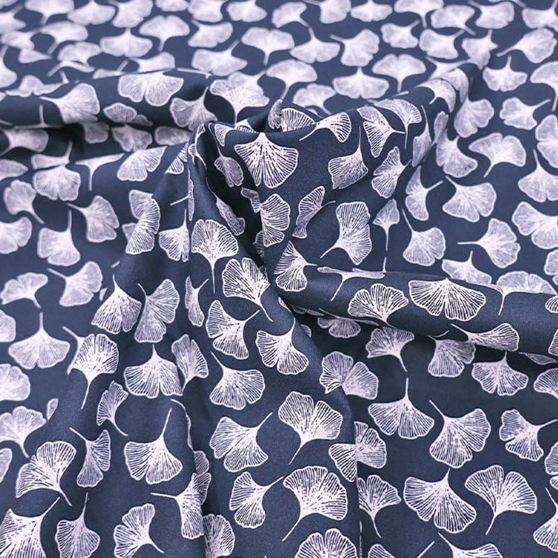 Dressmaking COTTON LAWN - Falling Ginkgo - Navy – Laura Ashley Back